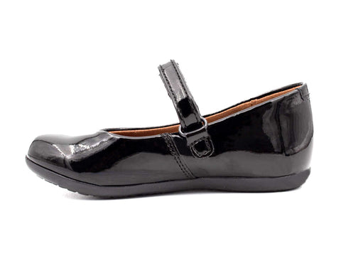 Zapato escolar Coqueta niña charol traba velcro